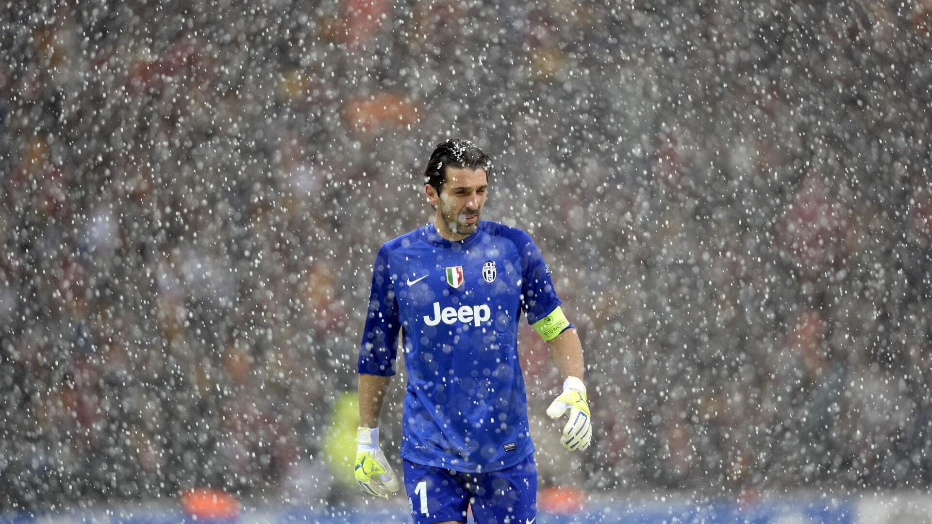 现役球员投票：恩比德MVP 建队选字母 吹扬被高估！